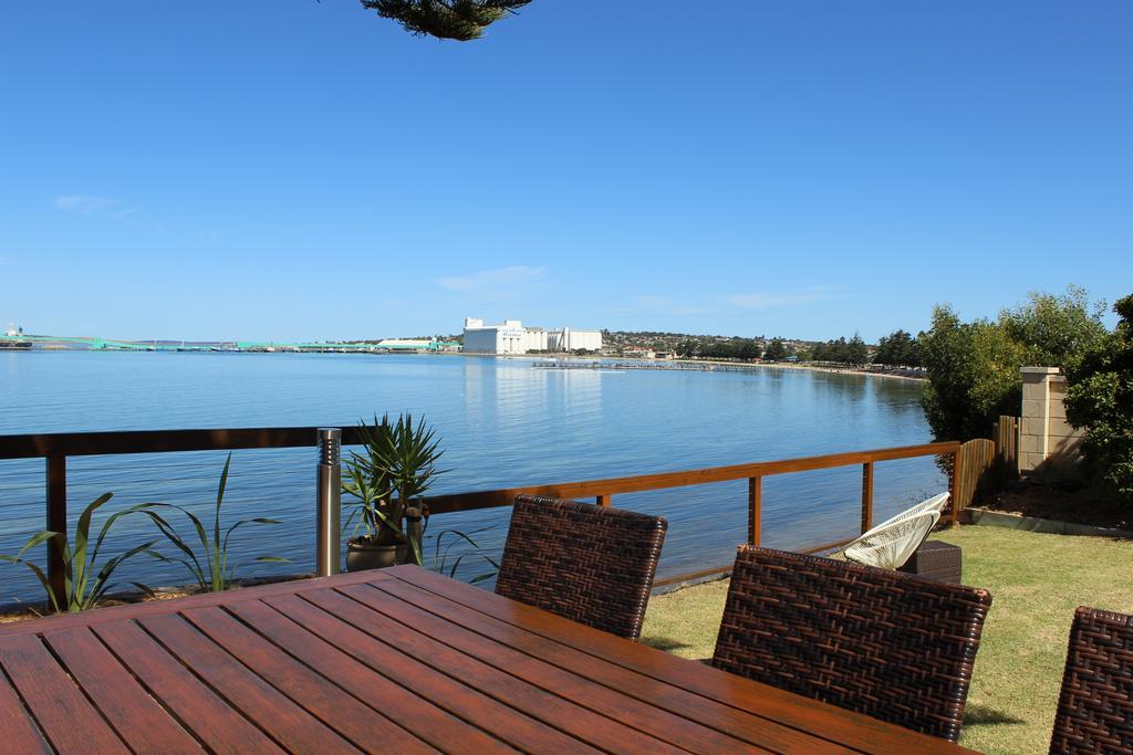 Bay 10 - Suites And Apartments Port Lincoln Εξωτερικό φωτογραφία