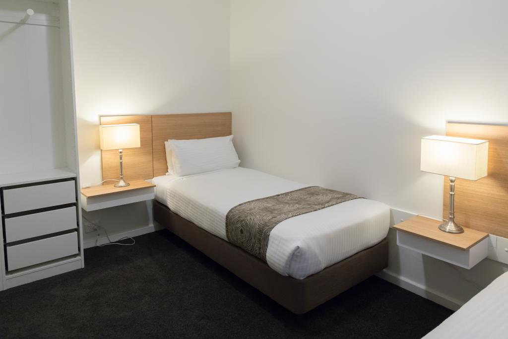 Bay 10 - Suites And Apartments Port Lincoln Εξωτερικό φωτογραφία