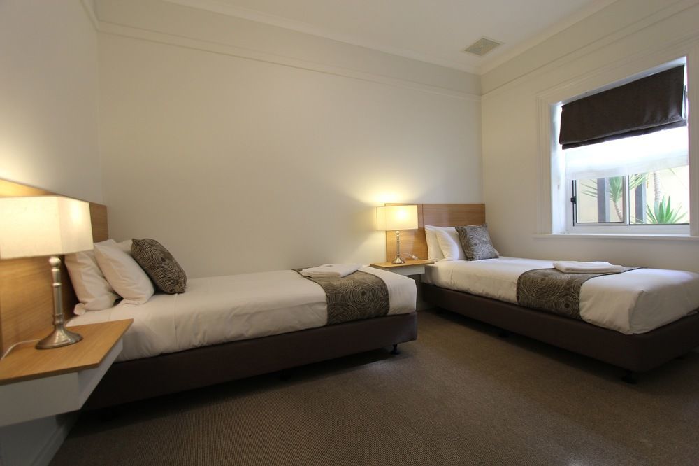 Bay 10 - Suites And Apartments Port Lincoln Εξωτερικό φωτογραφία