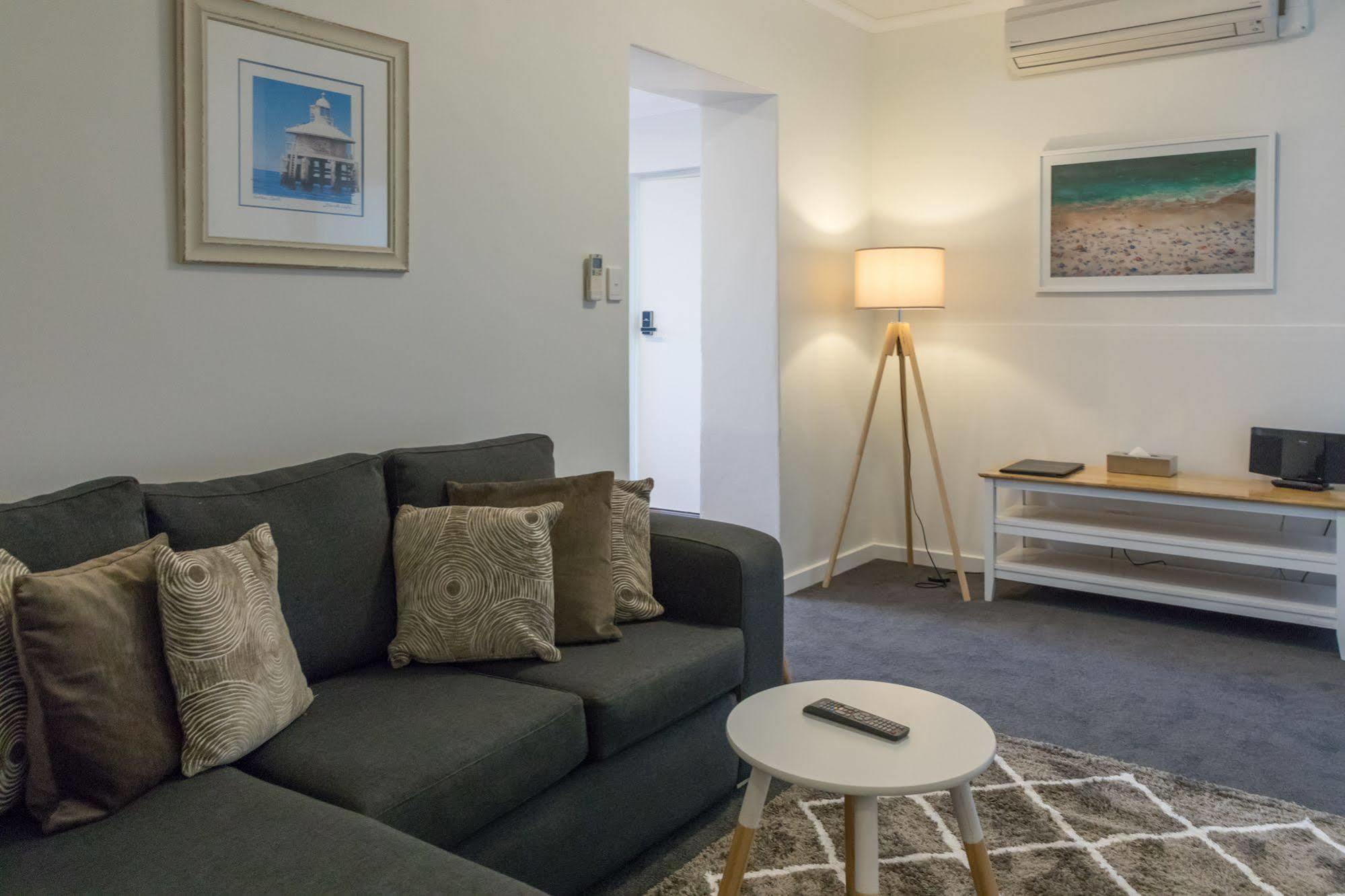Bay 10 - Suites And Apartments Port Lincoln Εξωτερικό φωτογραφία
