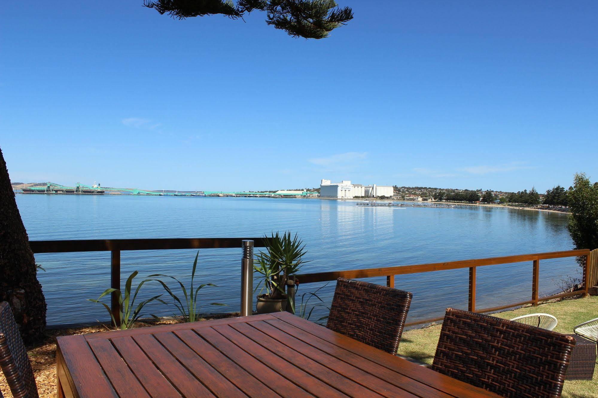 Bay 10 - Suites And Apartments Port Lincoln Εξωτερικό φωτογραφία